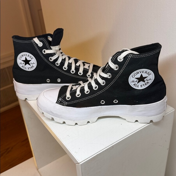 CONVERSE ALL STAR BLACK AND WHITE HIGH TOP LUGGED SNEAKER. Women’s size 8.5 - Picture 12 of 16